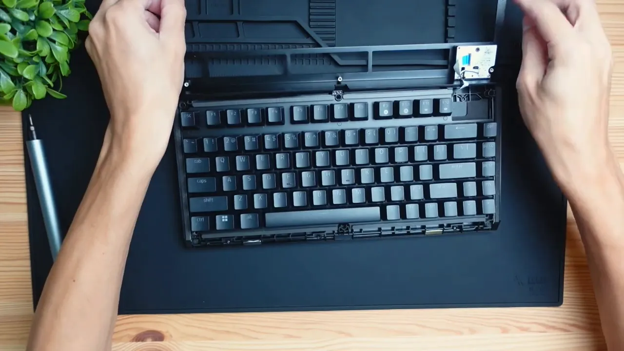 Backplate removed showing daughter board and screws