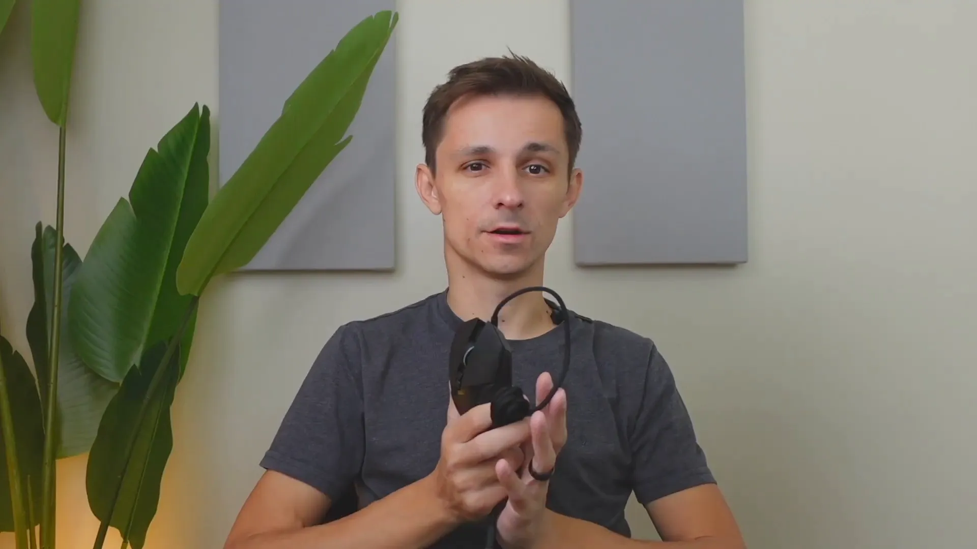 Testing the durability of the Razer Basilisk V3