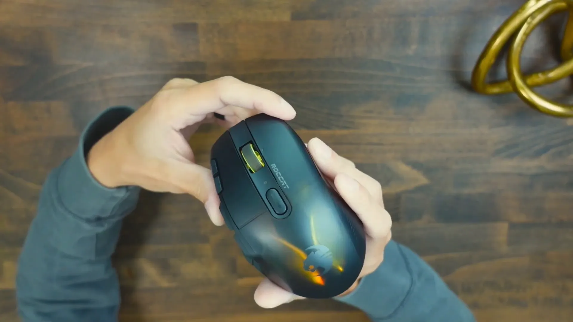 RGB lighting of Roccat Kone XP Air