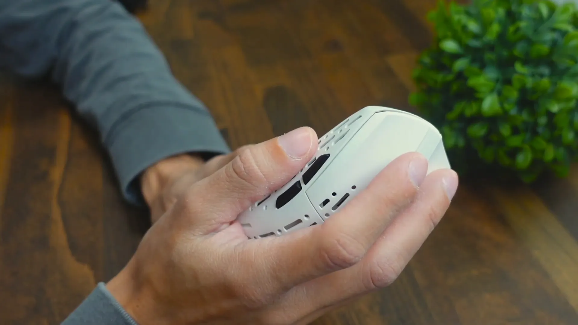 Mouse size and hand fit