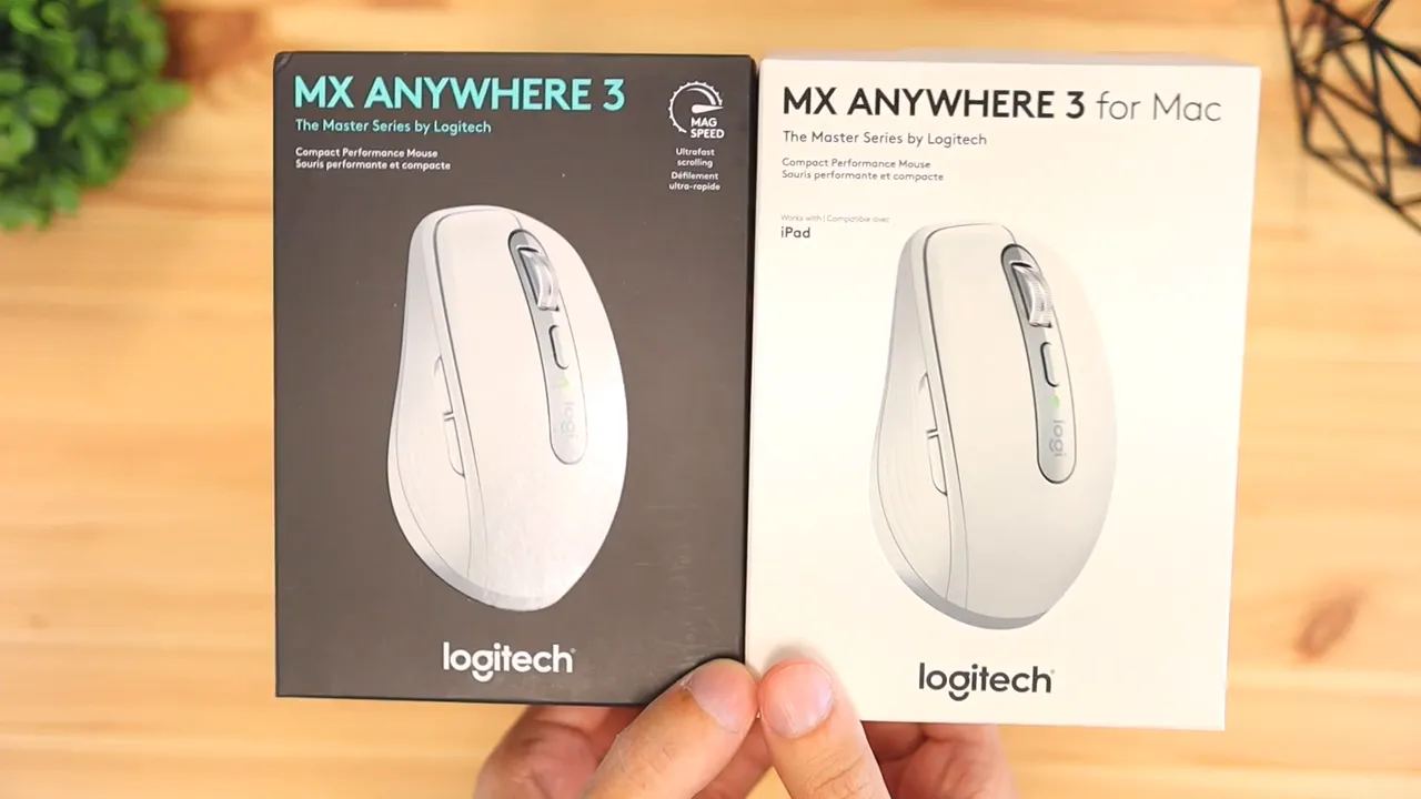 Front of the MX Anywhere 3 box and MX Anywhere 3 for Mac box held side by side