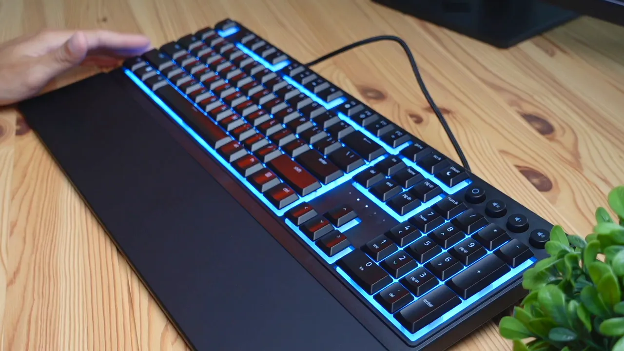 Keyboard plugged in and RGB lighting turned on