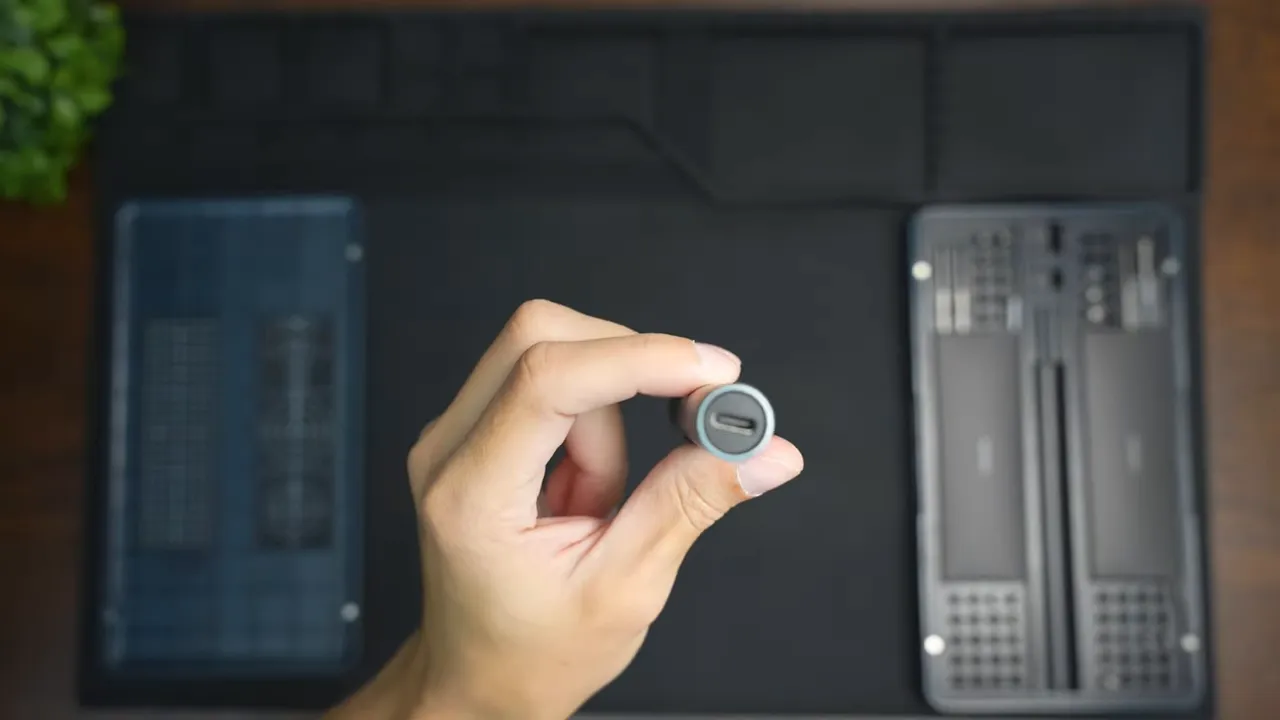 Clear view of the USB-C charging port at the base of the iFu Mini Electric Screwdriver