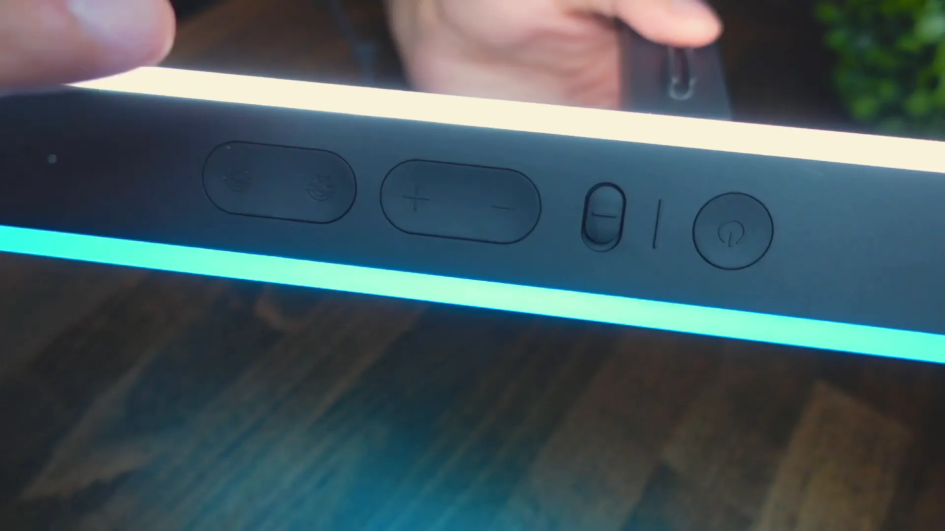 Logitech G Litra Beam LX control options