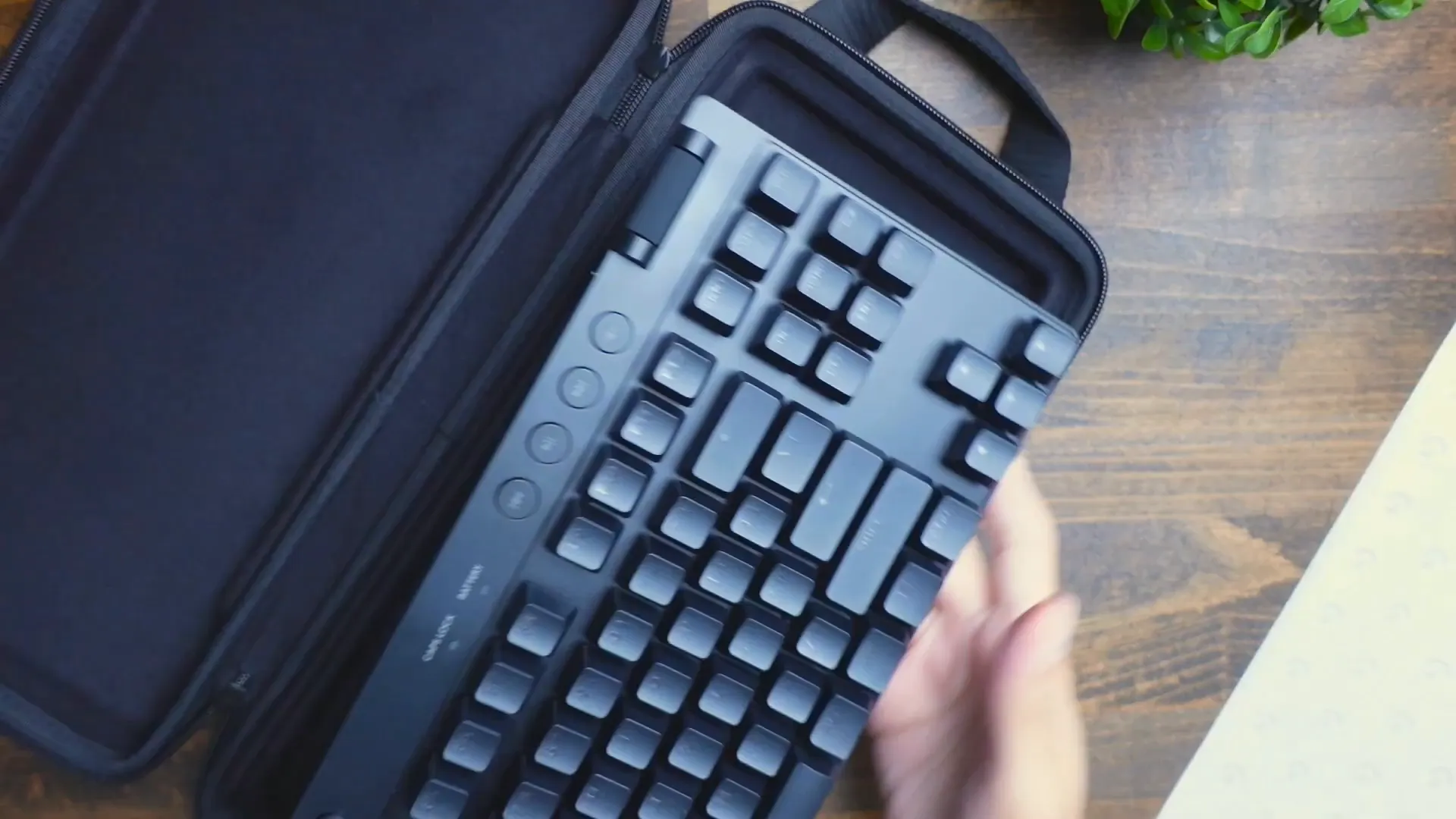 Unboxing the Logitech GPRO X TKL Keyboard