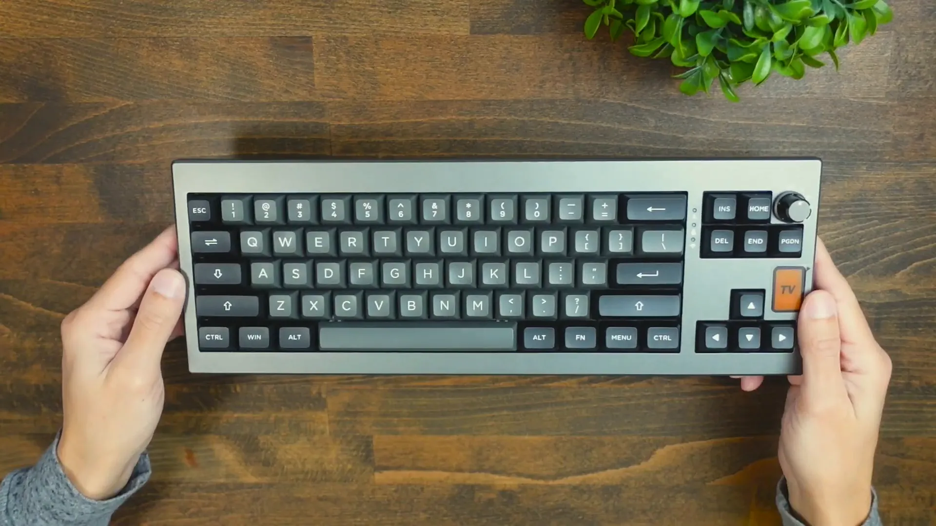 Unboxing the Epomaker Shadow X mechanical keyboard