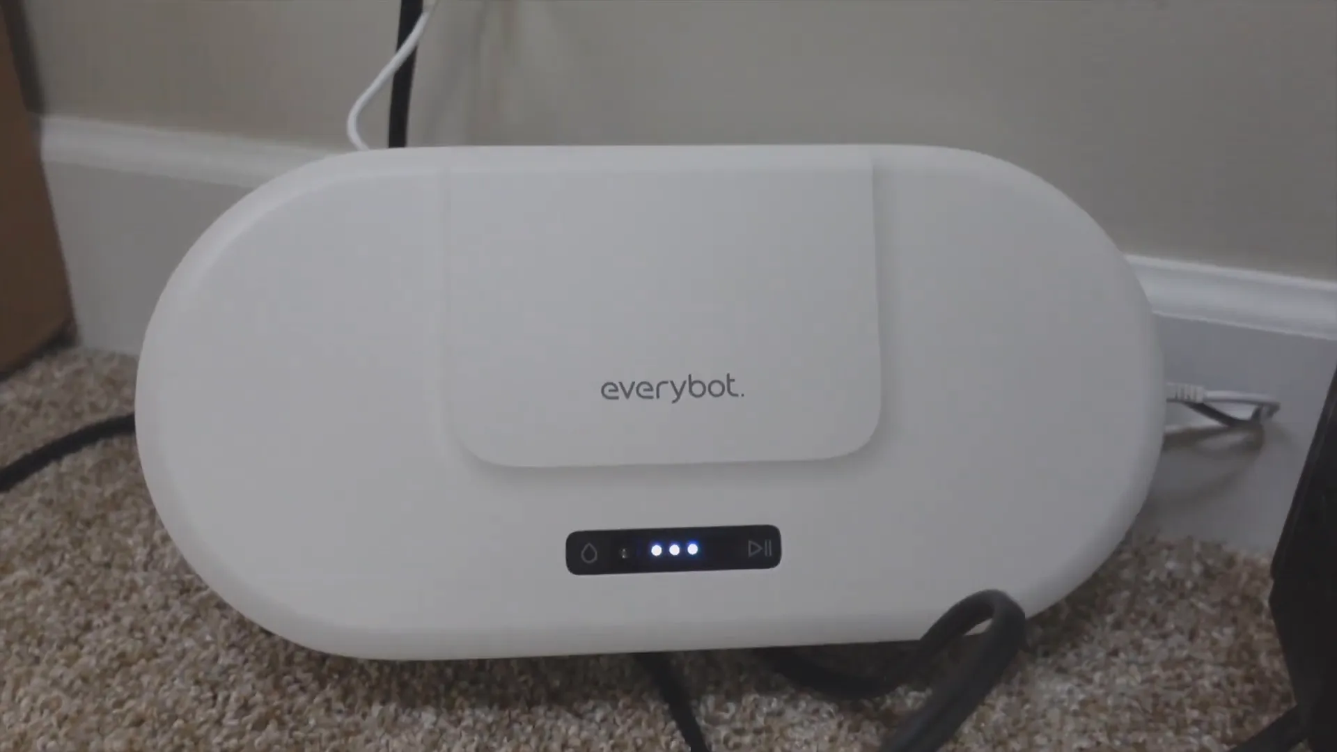 Charging the EVERYBOT Edge2 Robot Mop