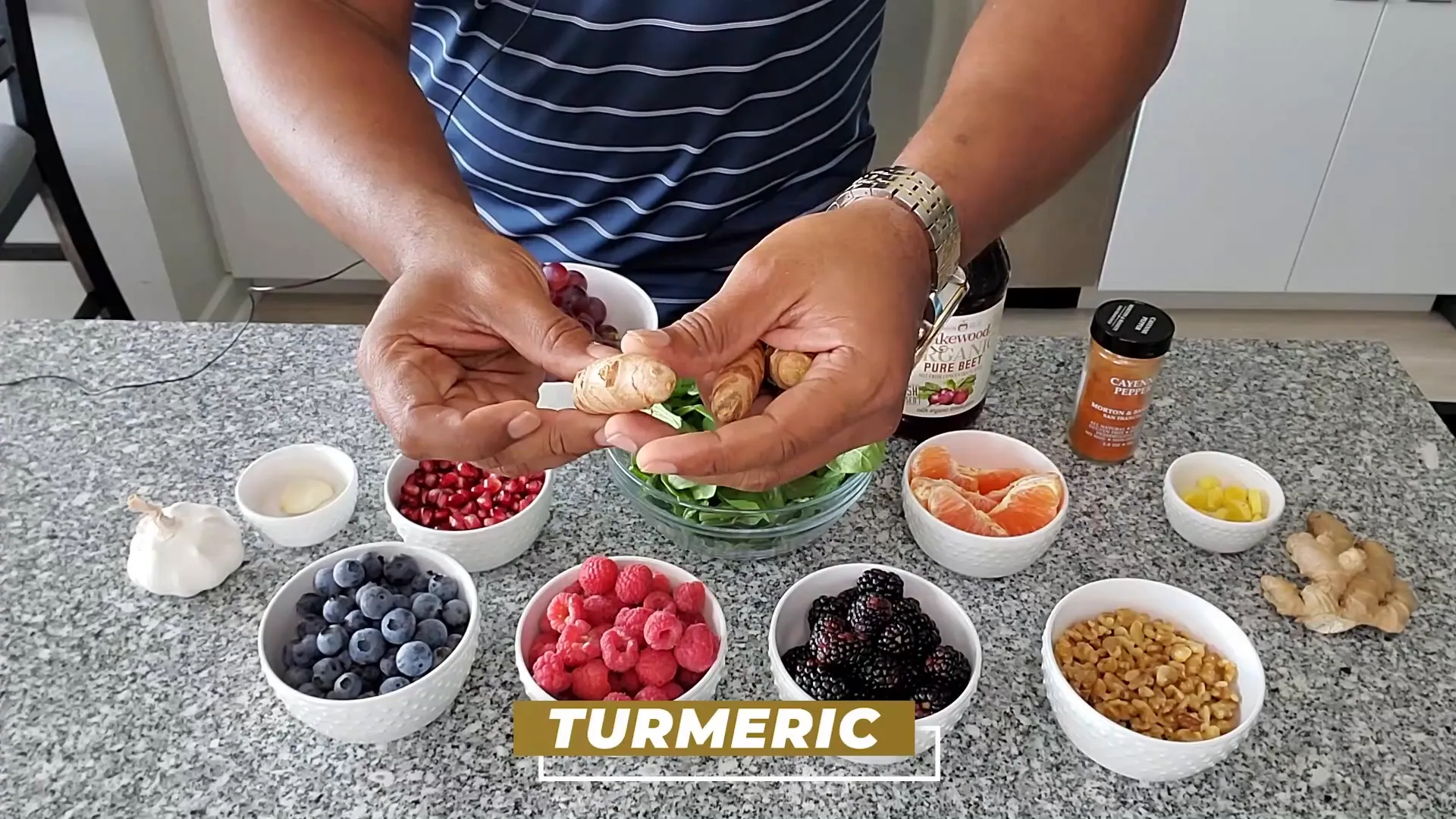 Turmeric root and powder