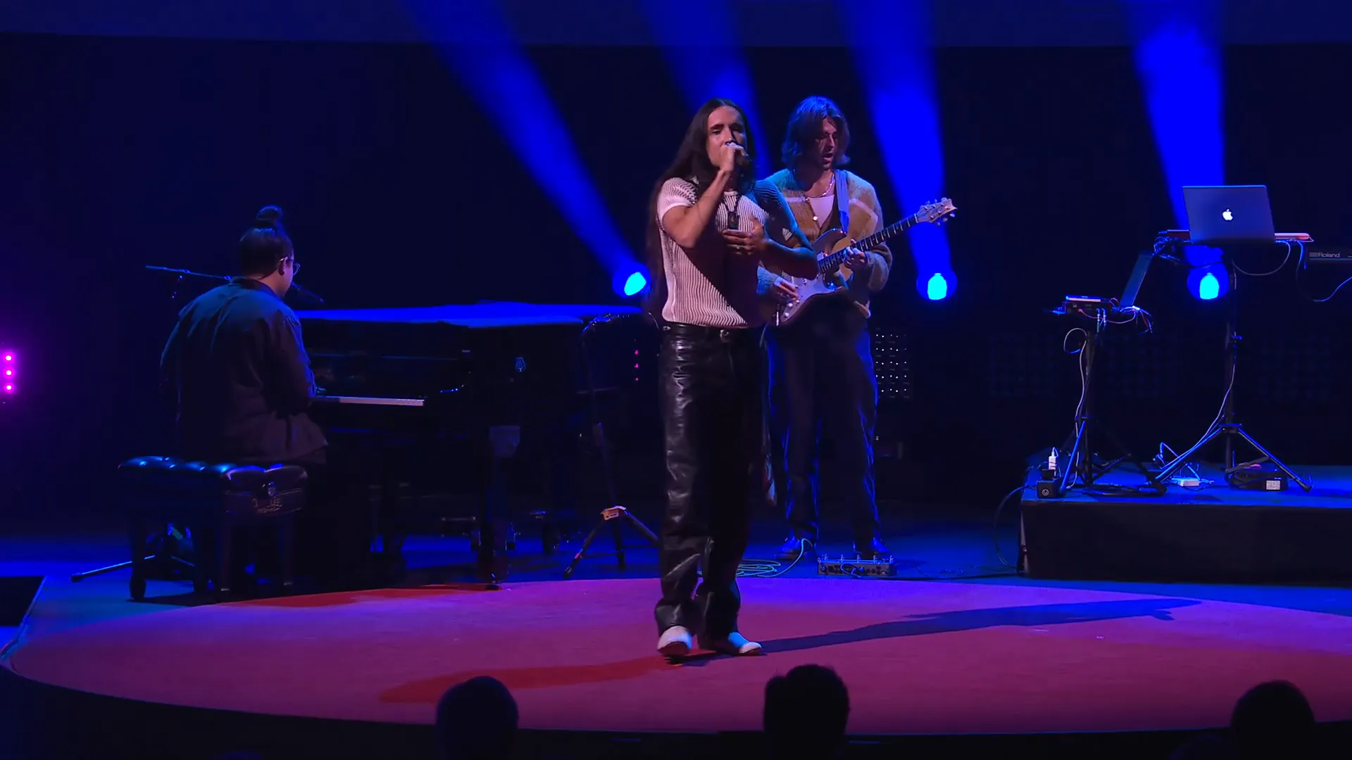 Xiuhtezcatl concludes his performance by connecting personal narratives to Indigenous sovereignty