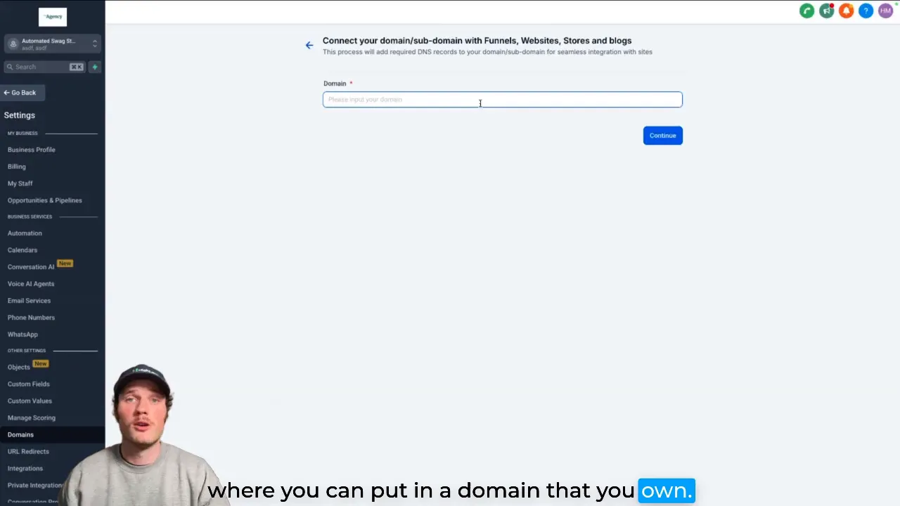 Domain setup interface showing options to connect root or subdomain