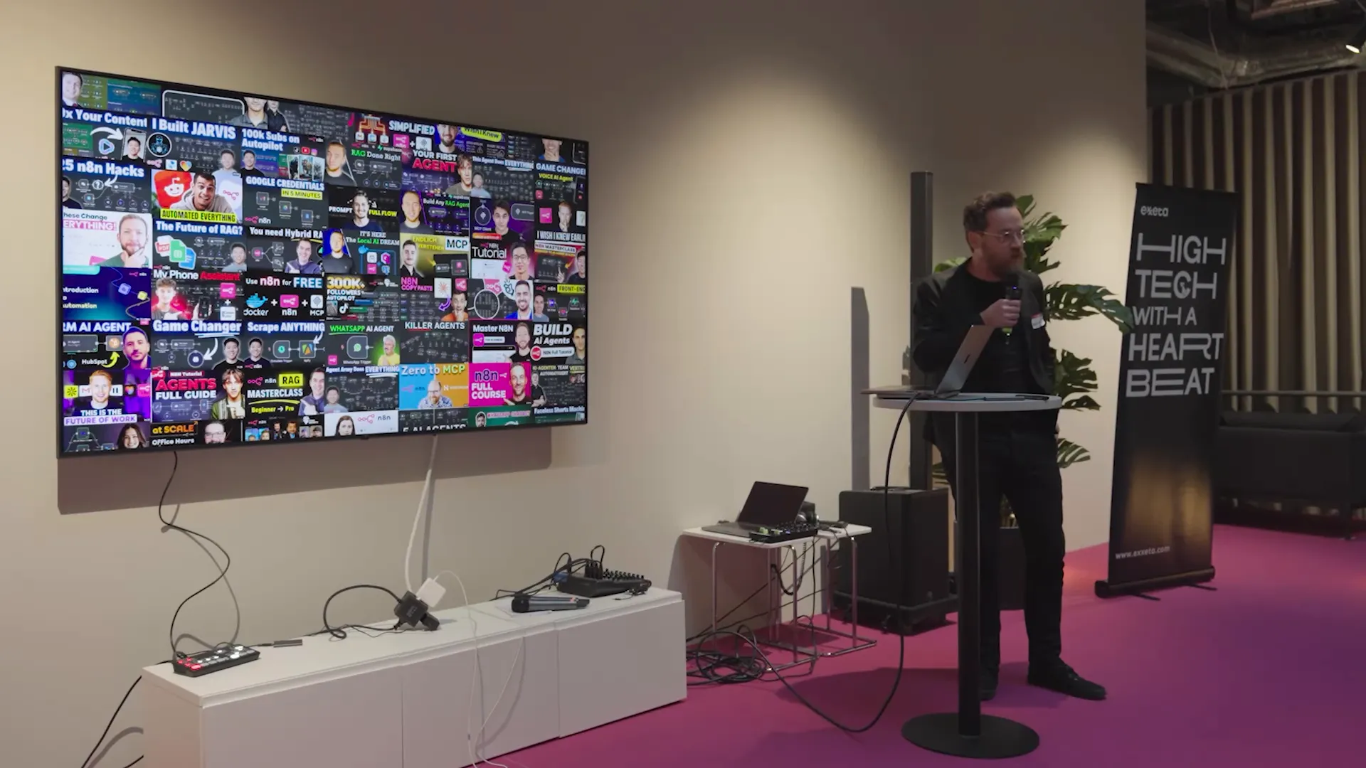 André thanking the community for shared templates and resources