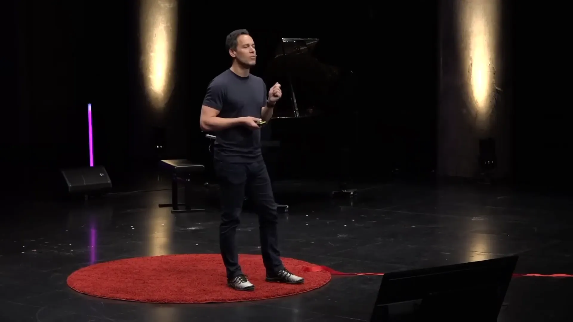 Beautiful visual that stops conversation
