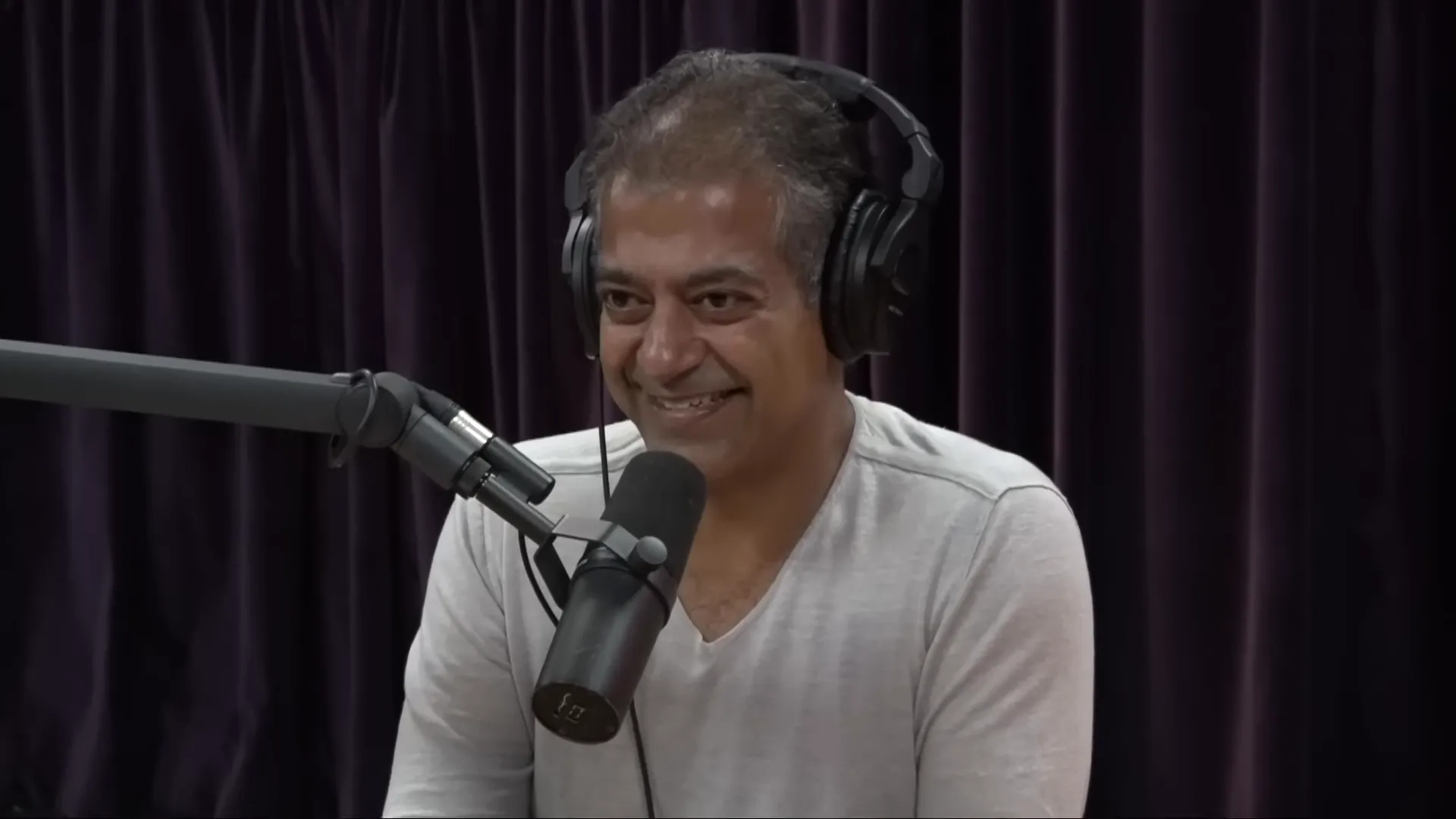 Naval discussing the illusion of knowledge in the age of information