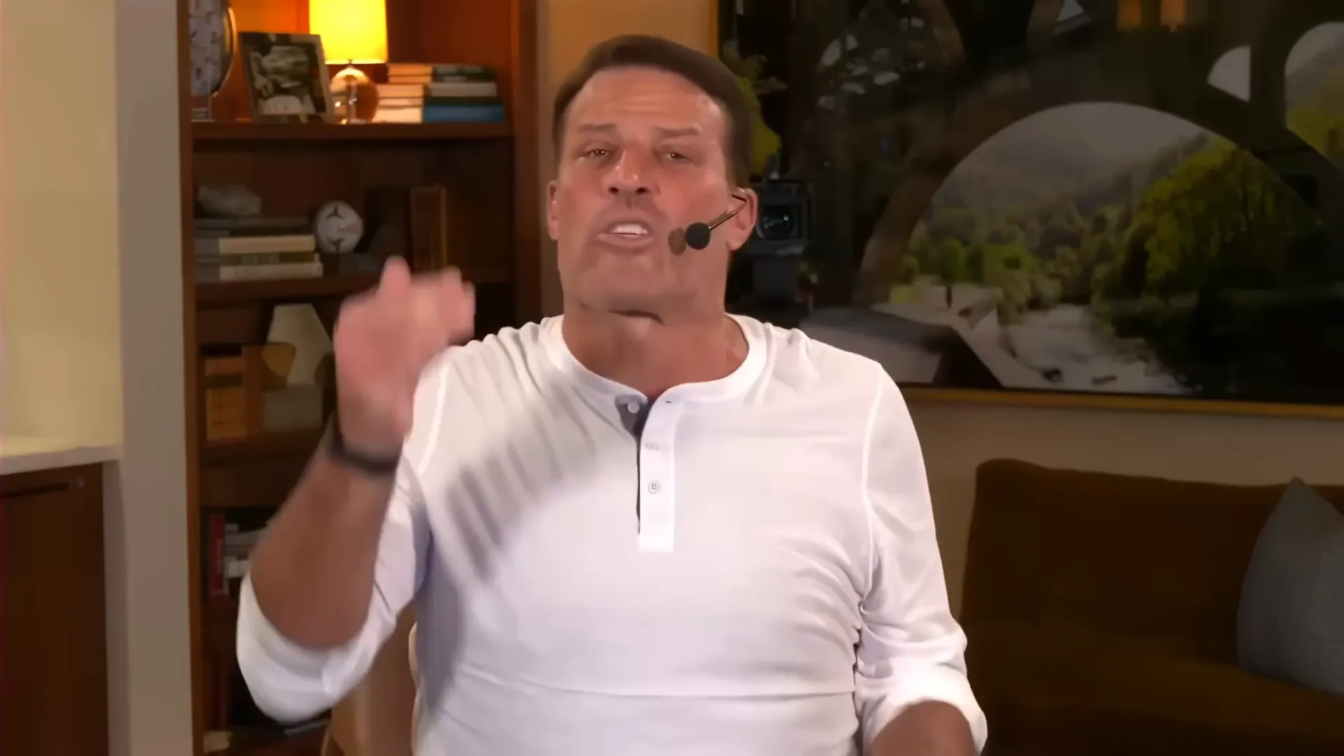 Tony Robbins discussing the importance of embracing discomfort
