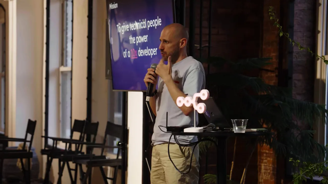 Click-to-create agent UI demo