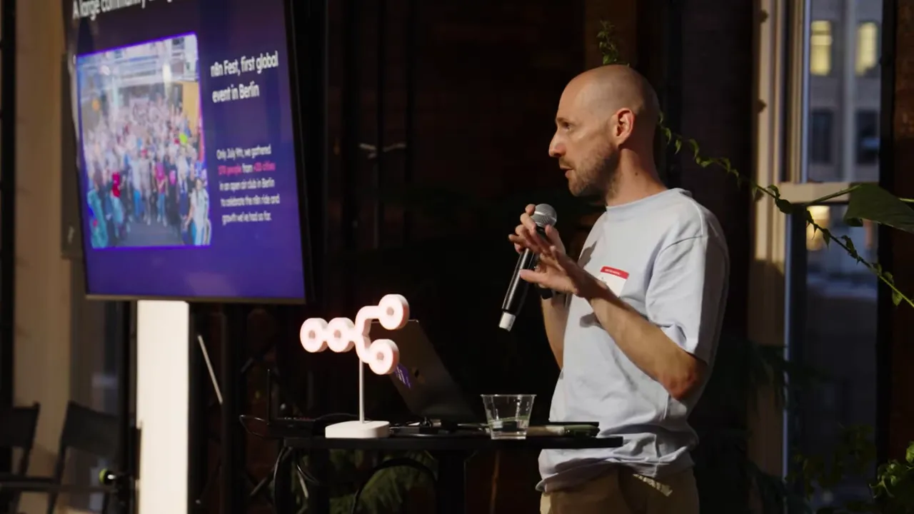 Meetup crowd and community event highlight