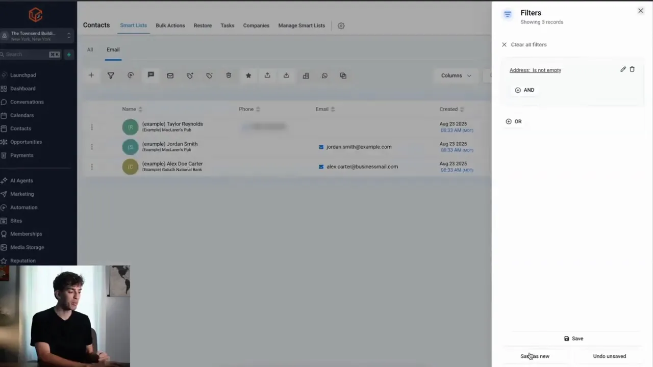 Smart list named 'postcards' showing contacts with addresses
