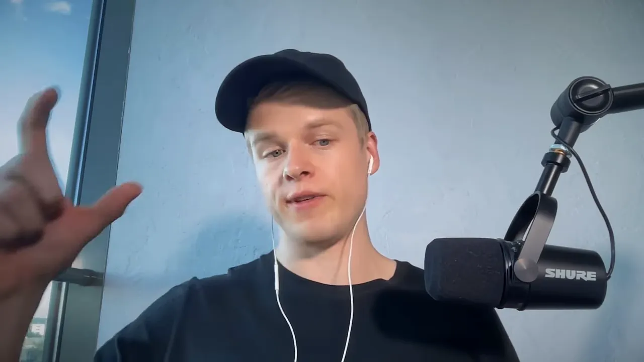 List of four core solutions: lead reactivation, appointment setting, customer support, lead qualification