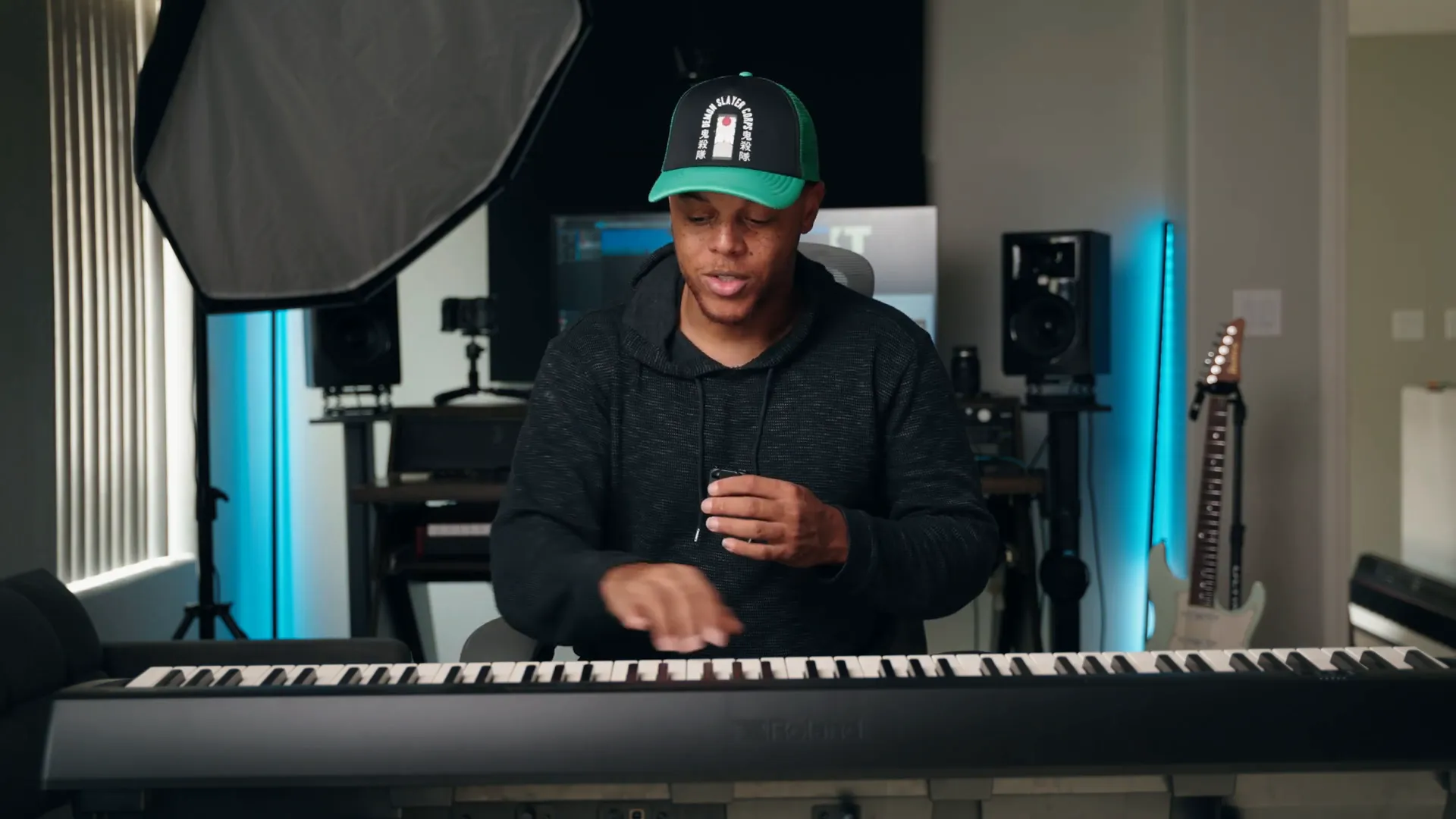 Comparison of sound quality between the pianos.