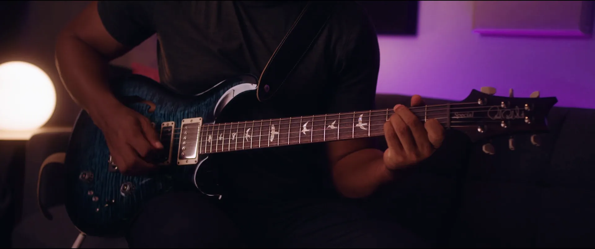 Adjusting amp settings on the ACS1 MKII pedal