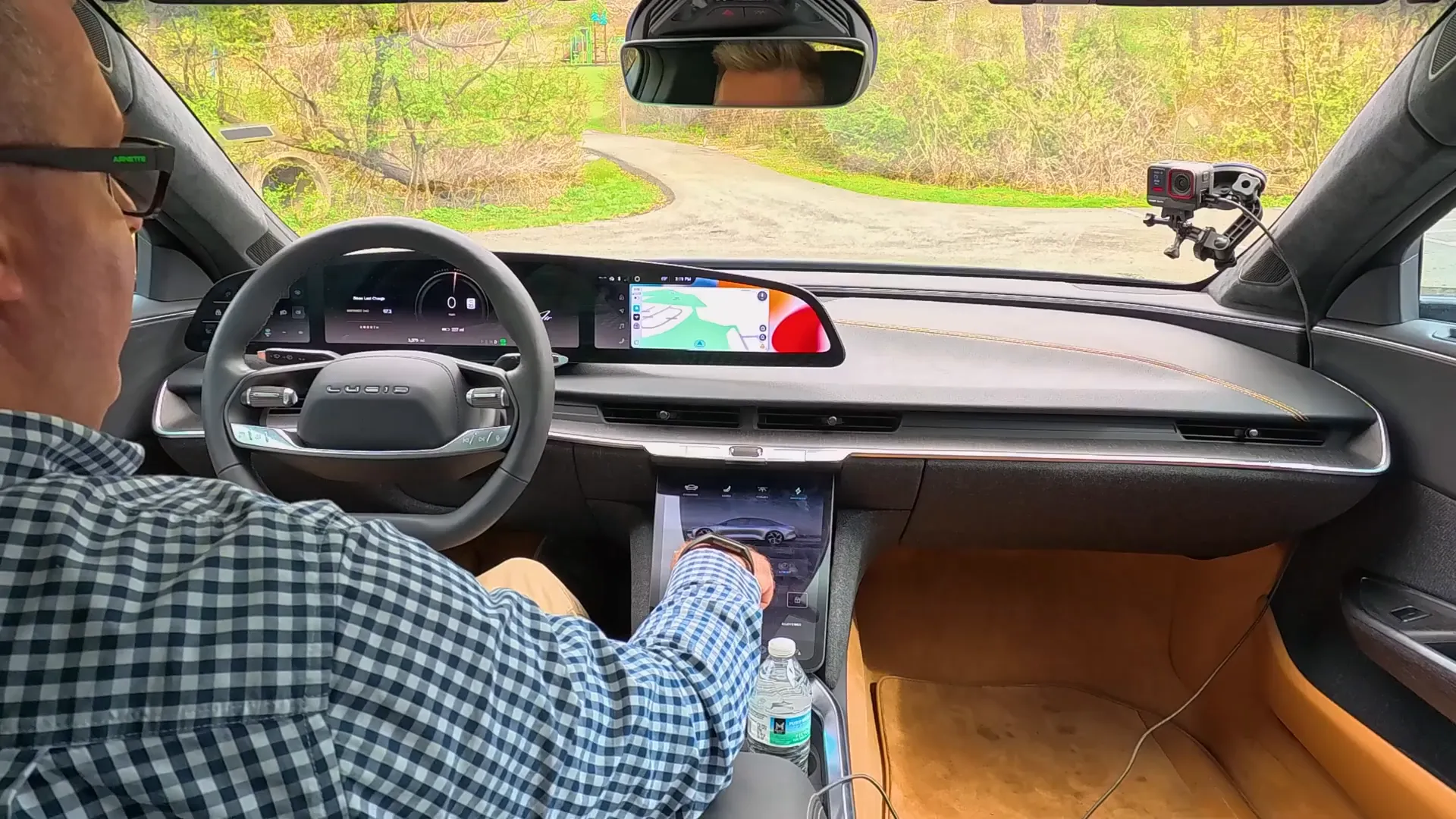 Lucid Air Touring driving mode screen