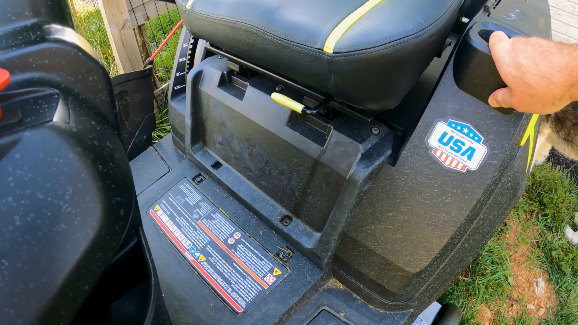 Battery and drive controller compartment showing electronics
