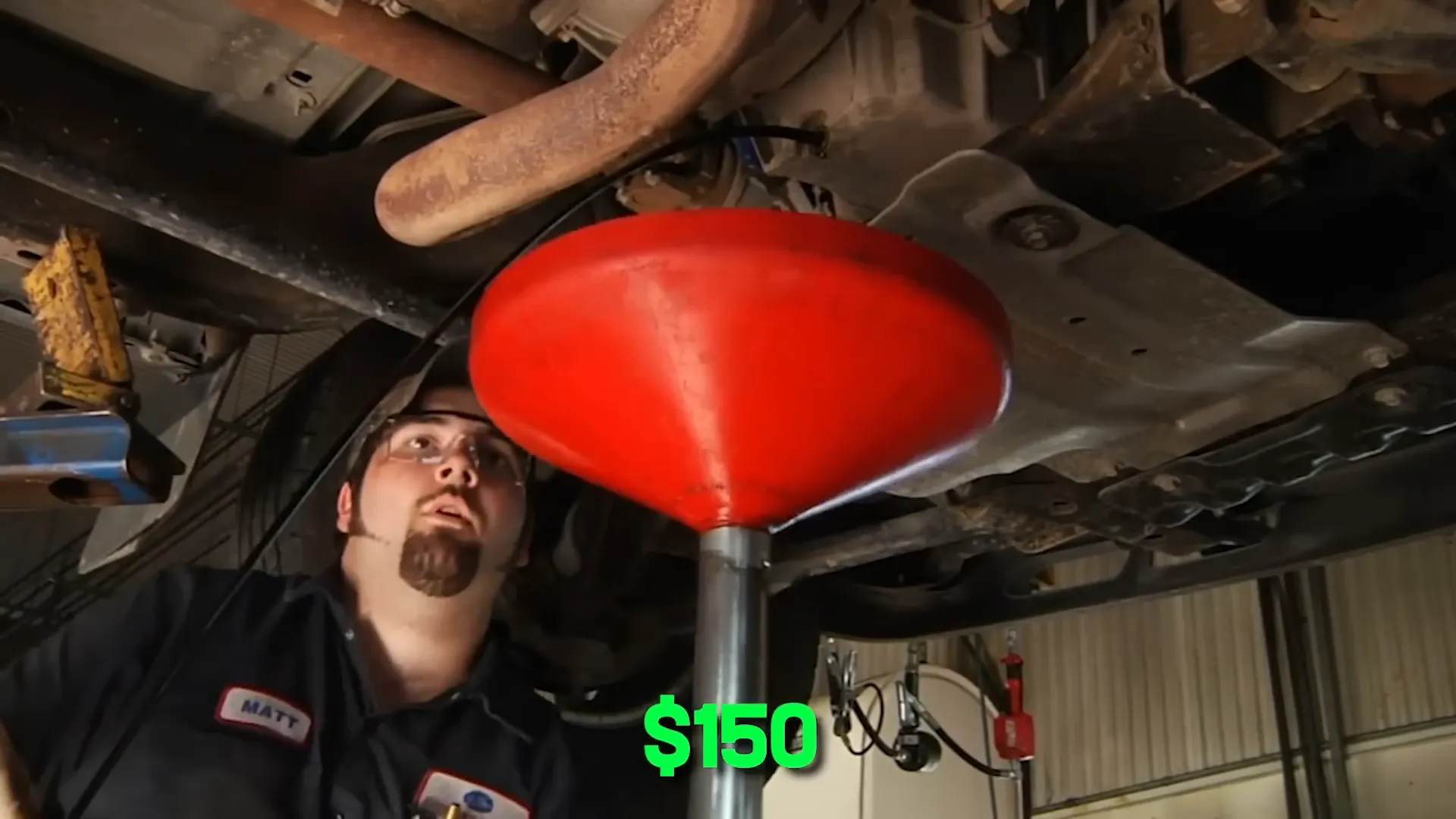 Differential fluid being changed