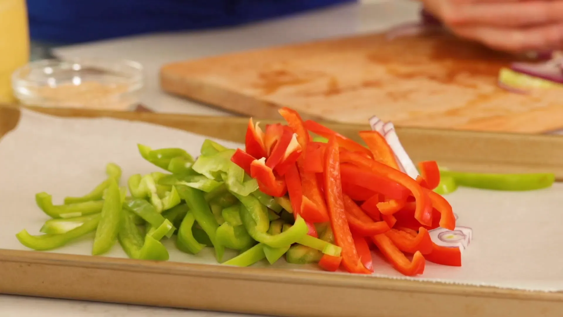 Veggies placed neatly on the pan.