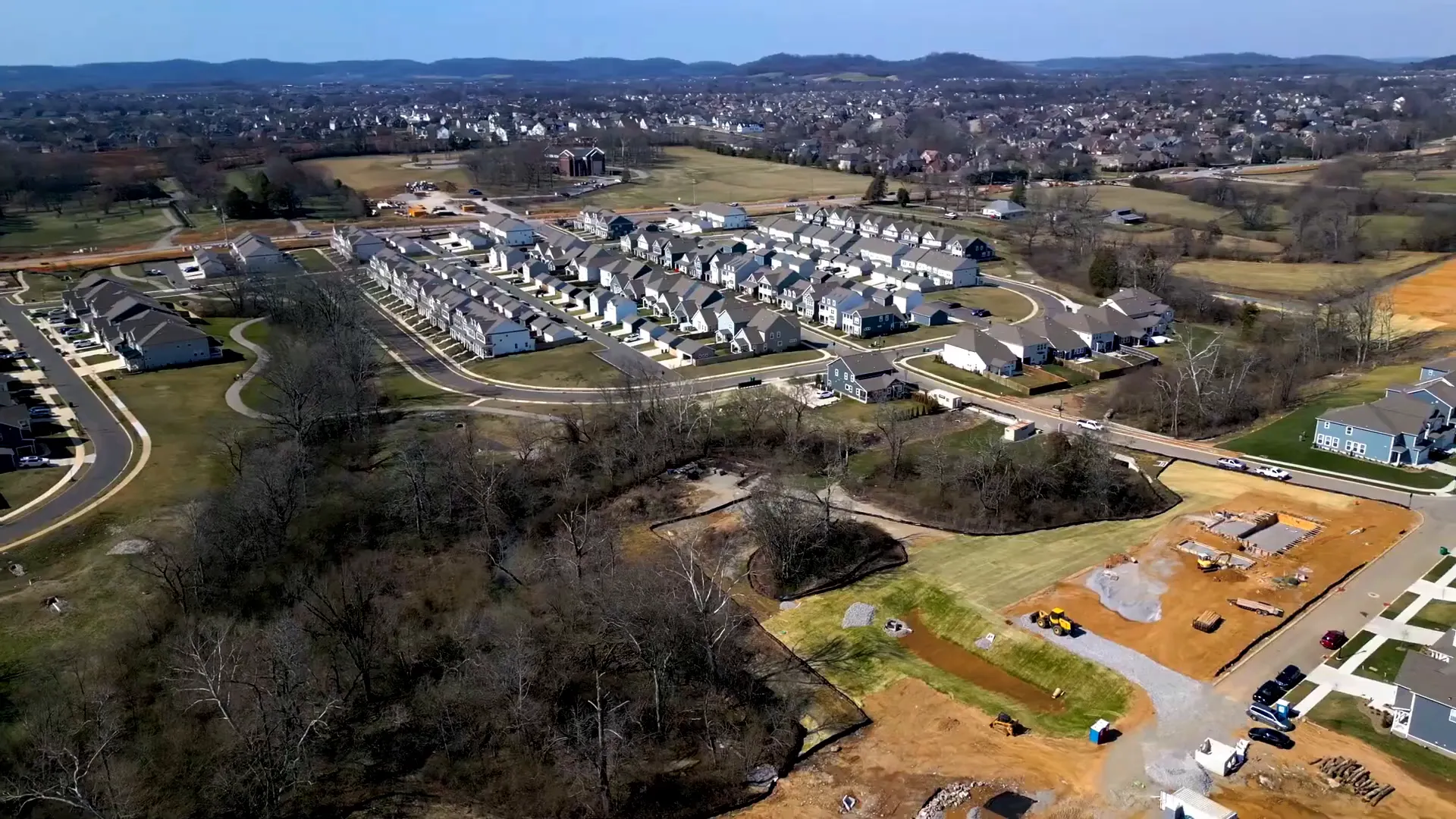 Spring Hill showcasing new homes and community events