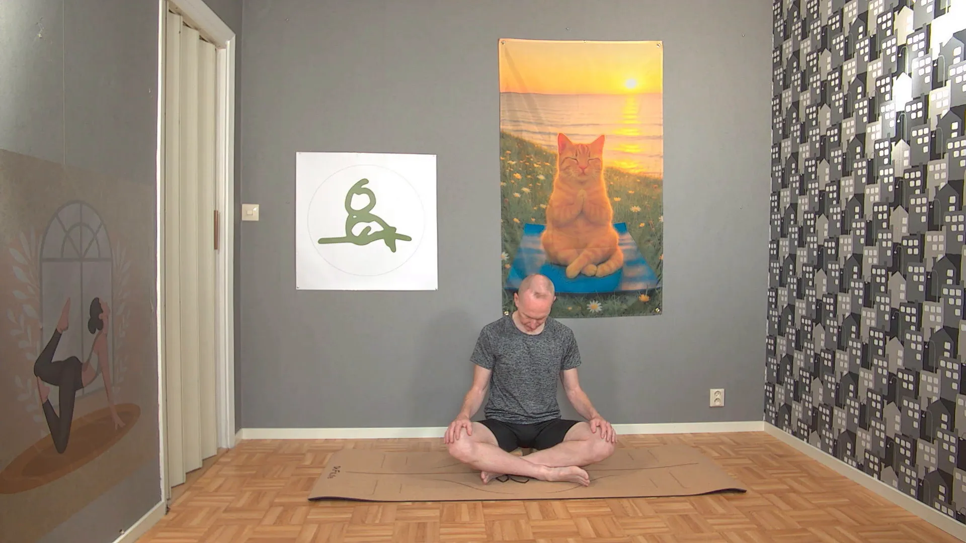 Långsamma huvudrörelser: nicka upp och dra in hakan