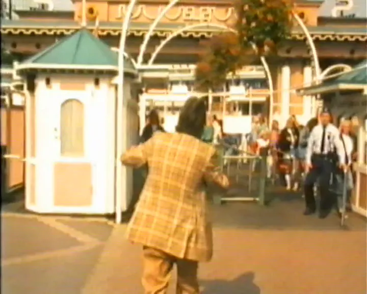 Besökare på Liseberg i Göteborg
