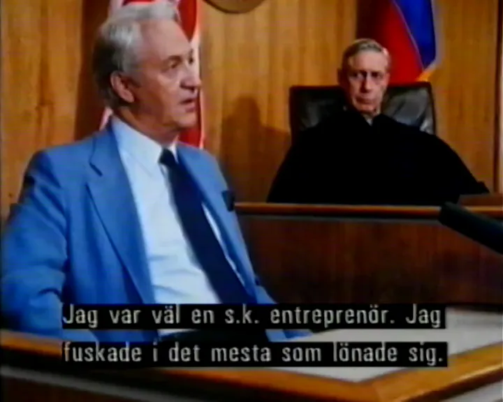 Wallace Windham vittnar i rättssalen