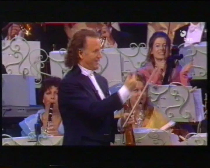 Michael Holm under en sångframträdande