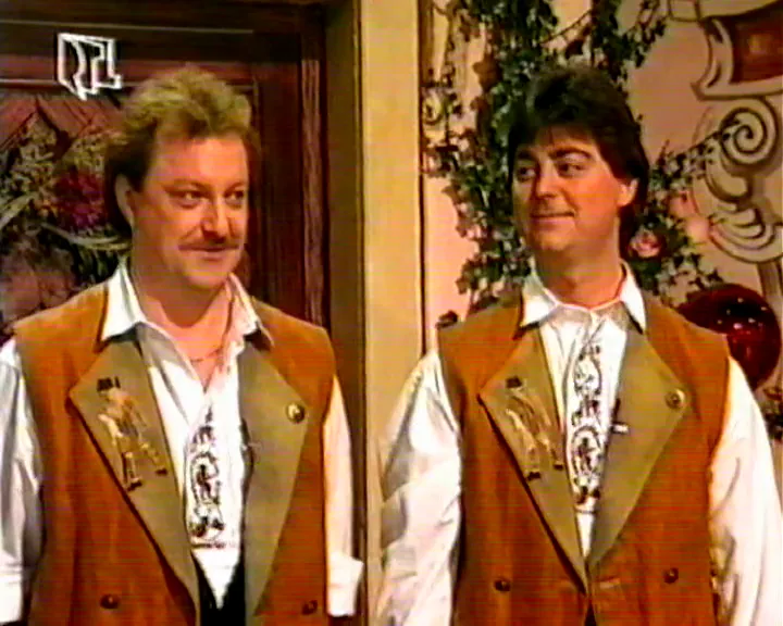 Original Naabtal Duo tar emot platinaskivor