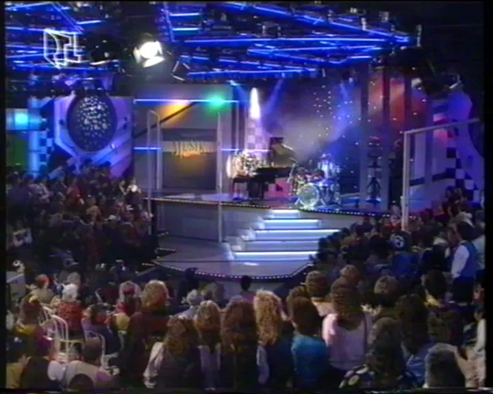 Premiär med Mike Krüger och Gottlieb Bendhals