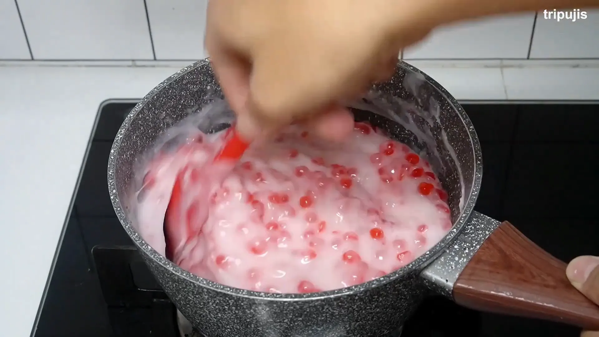 Memasak hidangan dengan teknik sederhana