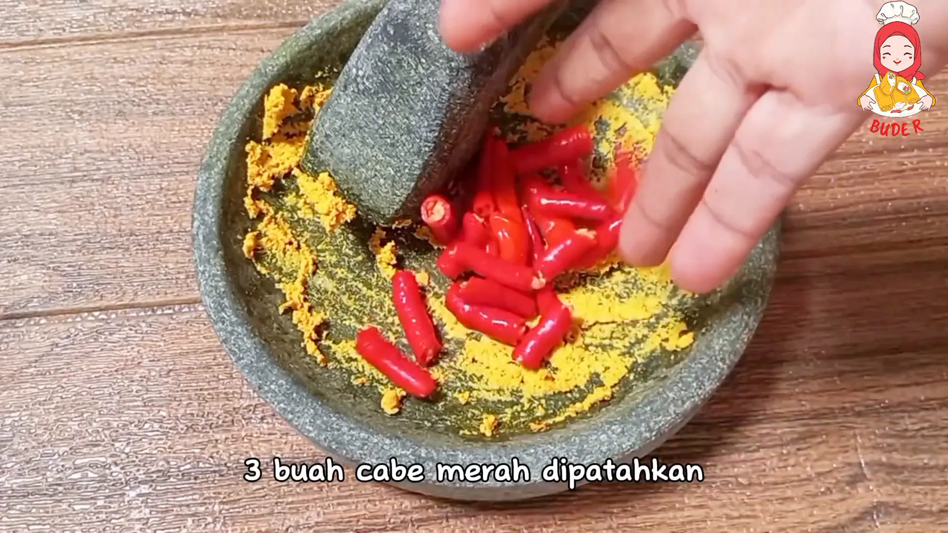 Persiapan memasak ikan kembung