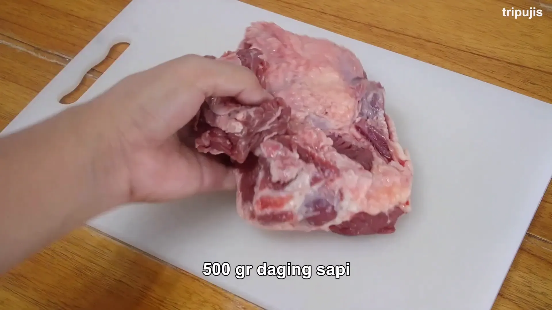 Bahan-bahan utama untuk tongseng daging sapi tanpa santan