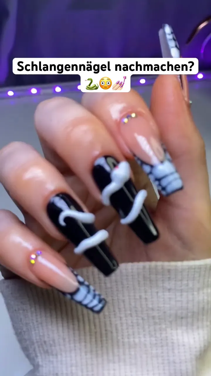 lange coffin softge Tips in nude und schwarz