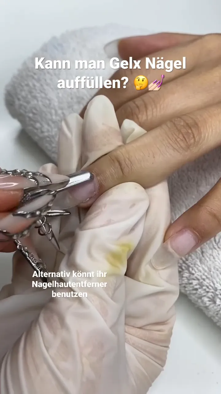 Nagelhaut Entfernung mit einem Diamantenbett