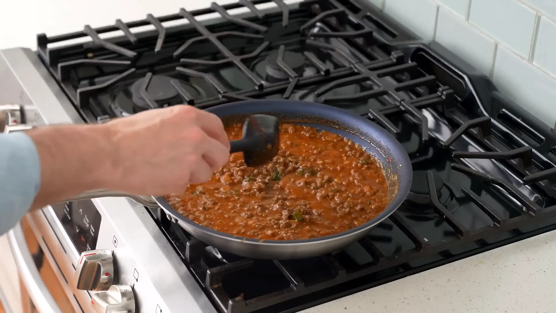 Bringing the mixture to a simmer
