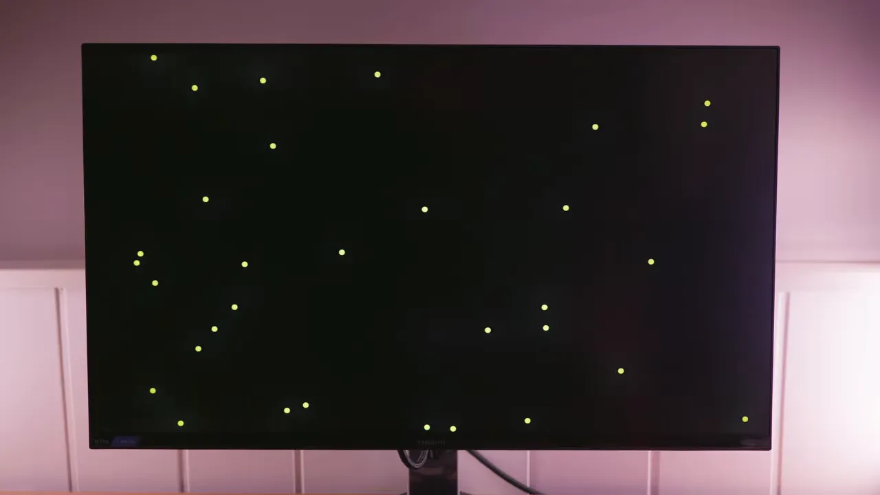 Xiaomi Mini LED G Pro 27Qi 2026 con patrón de prueba en pantalla para evaluar HDR