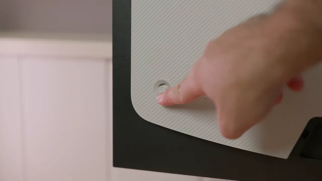 Detalle del acabado mate del Xiaomi Mini LED G Pro 27Qi 2026 con superficie texturizada