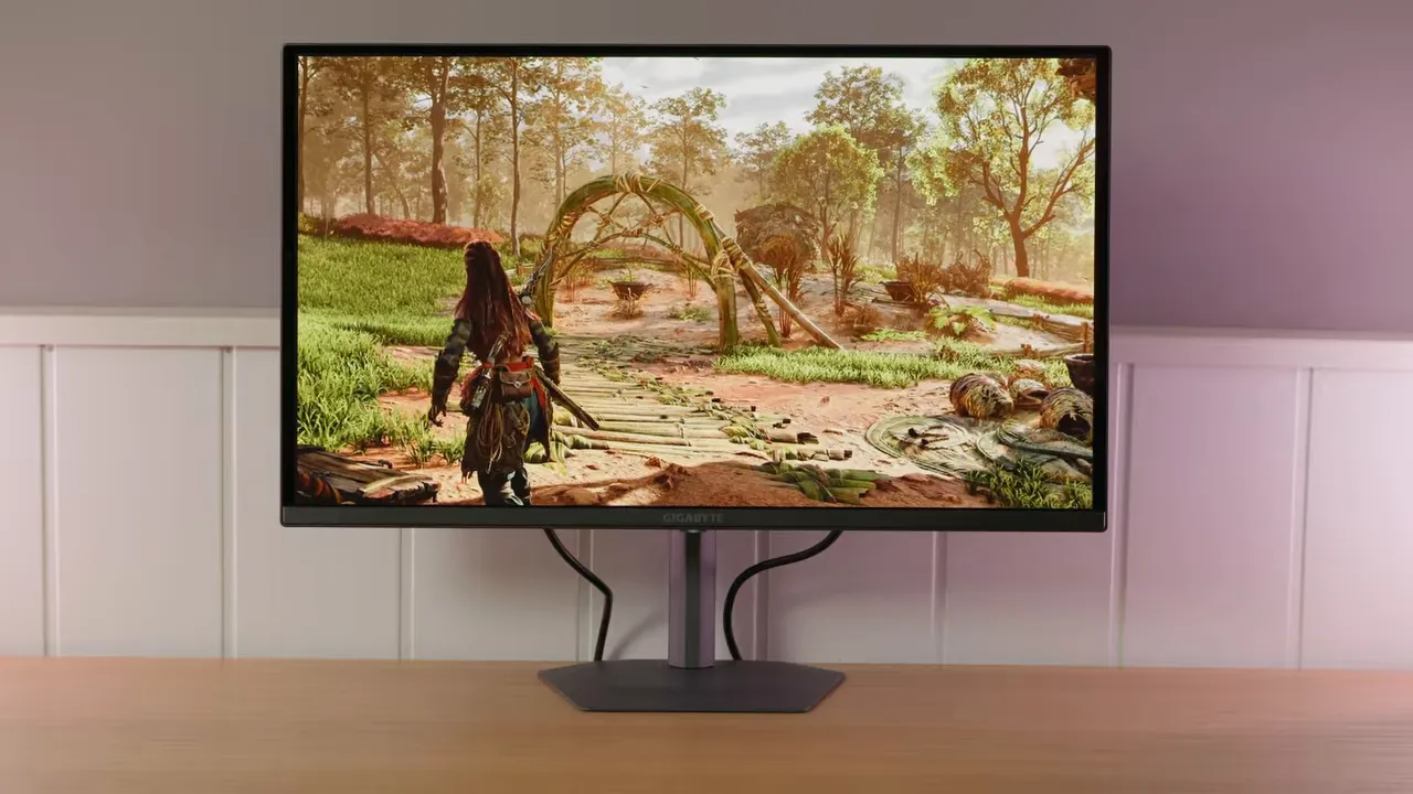 Monitor Xiaomi Mini LED G Pro 27Qi 2026 mostrando contenido de videojuego en el escritorio