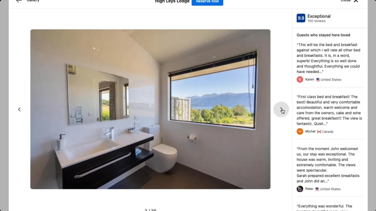 Lodge accommodation near Te Anau with mountain backdrop