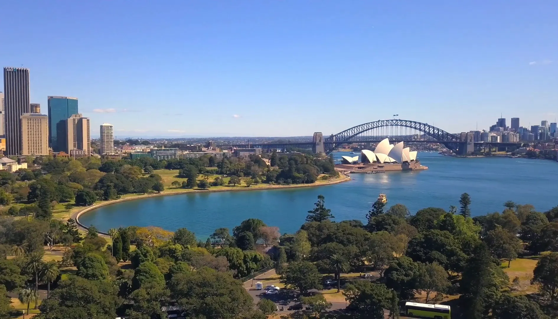 Royal Botanic Gardens with Sydney Harbour views