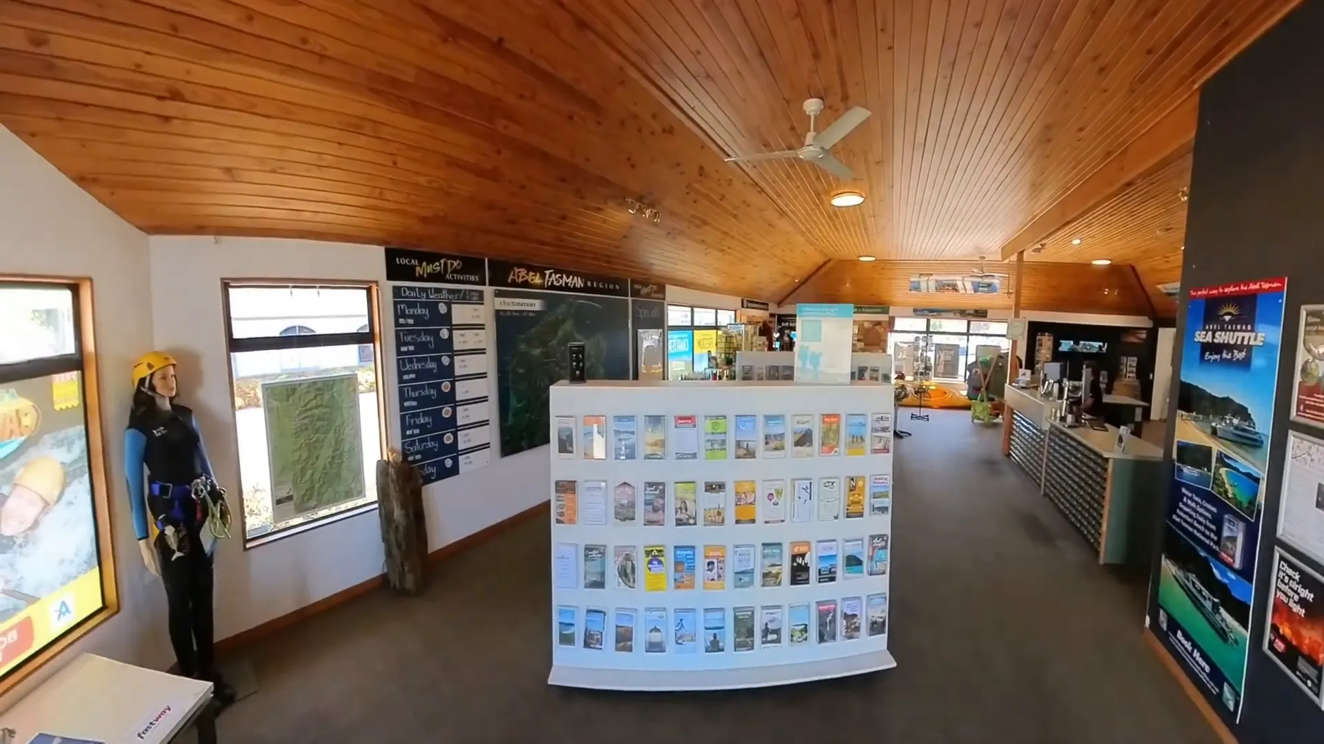 Motueka Information Centre with helpful staff and resources