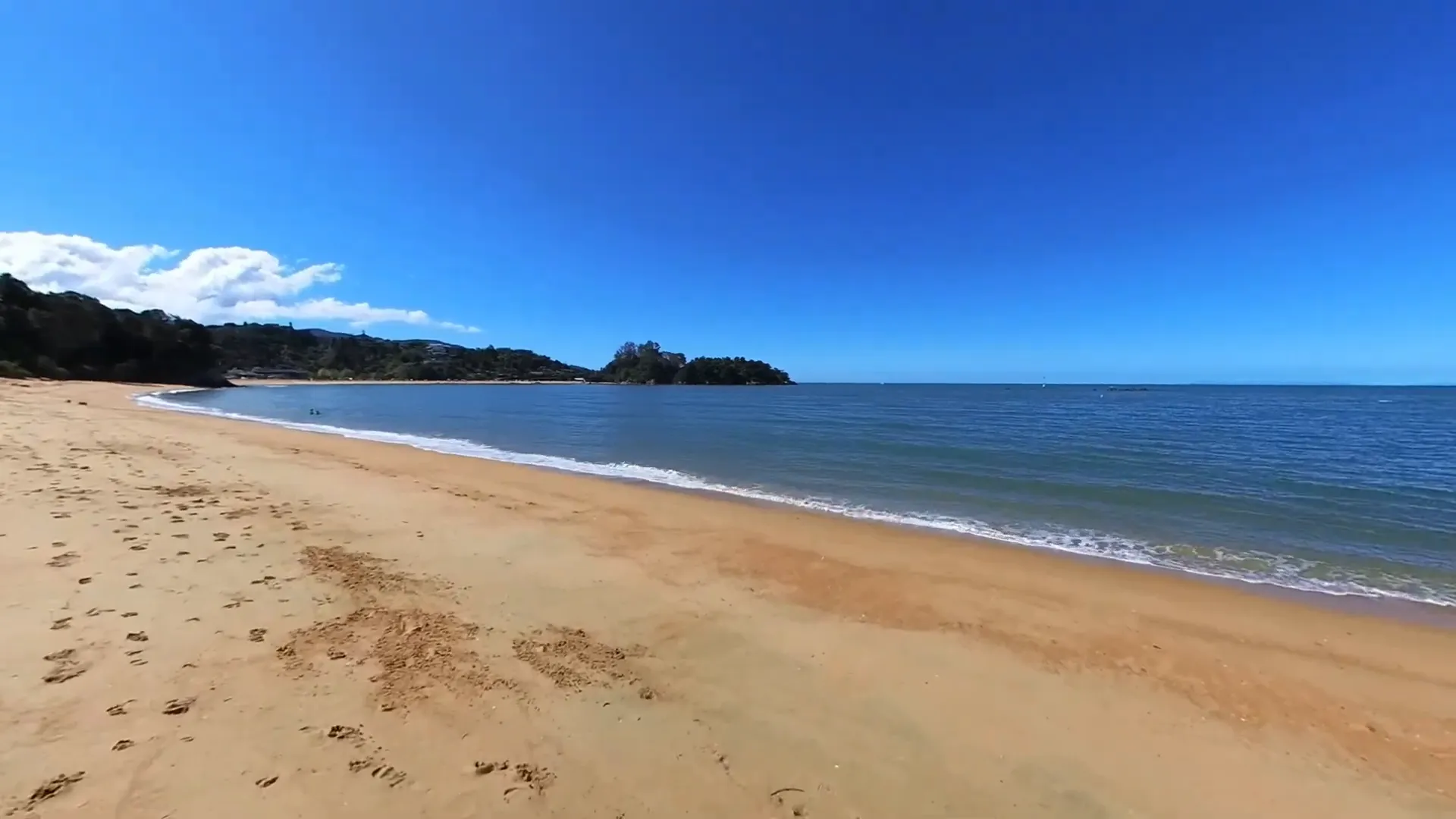 Tranquil Little Kaiteriteri Beach