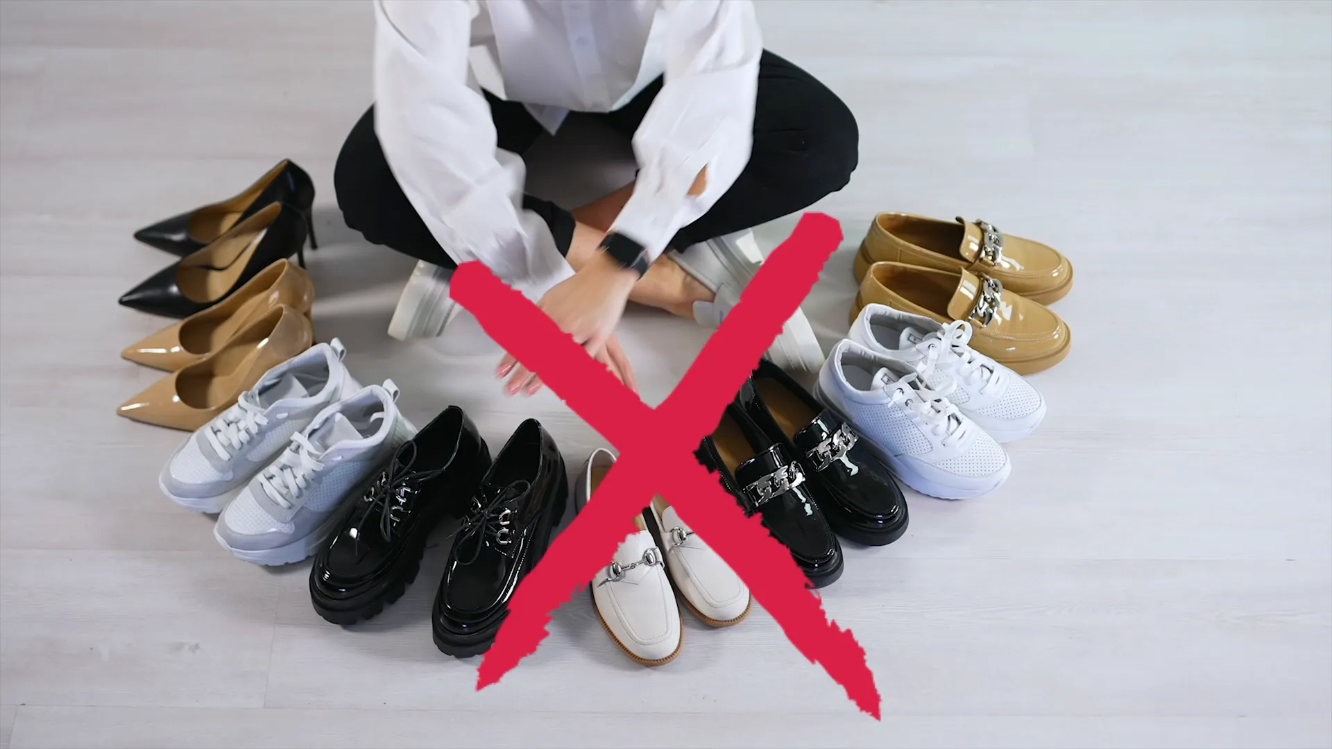 Casual shoes and hiking boots for versatile use