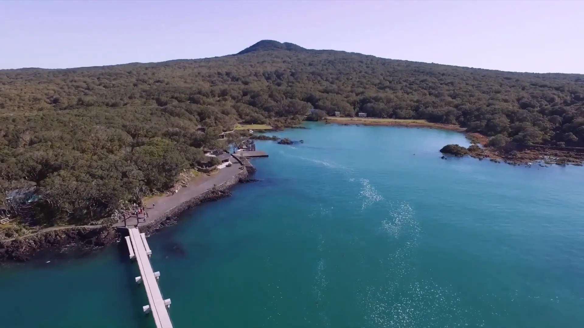 360-degree view from Rangitoto summit - one of Auckland Things to do